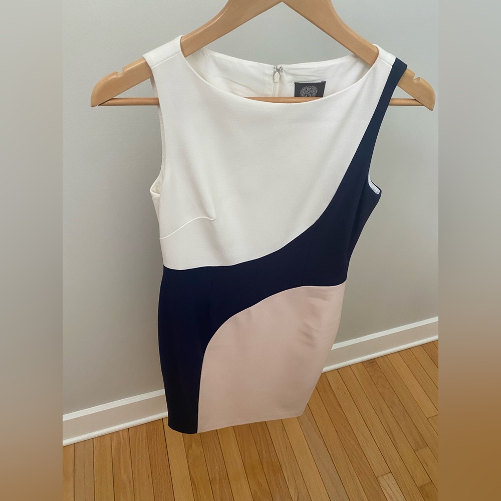 Colorblock Sleeveless Dress by Vince Camuto - Picture 13 of 15